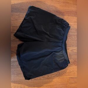 Lululemon Men's Black Athletic Shorts Fast and Free